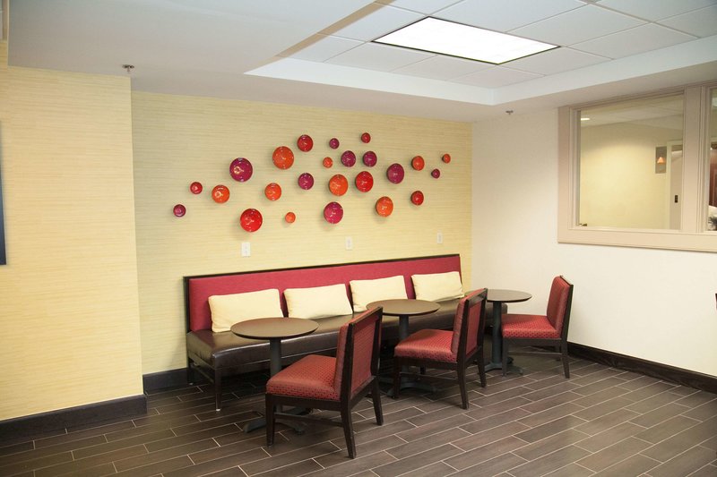 hampton inn and suites alpharetta roswell