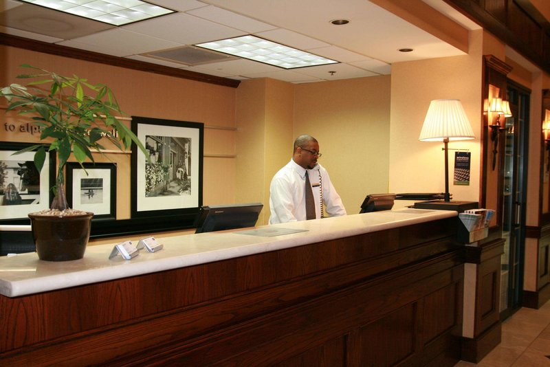 hampton inn and suites alpharetta roswell