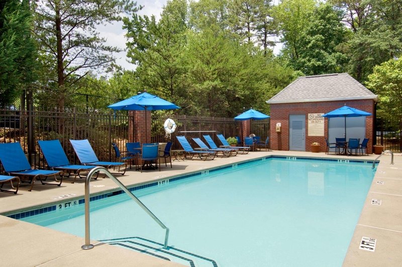 hampton inn and suites alpharetta roswell
