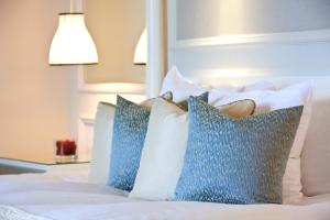 Fairmont Le Montreux Palace,Switzerland>>Montreux,5 star