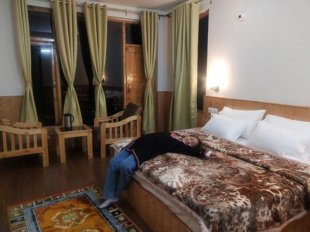 keylong heights guest house