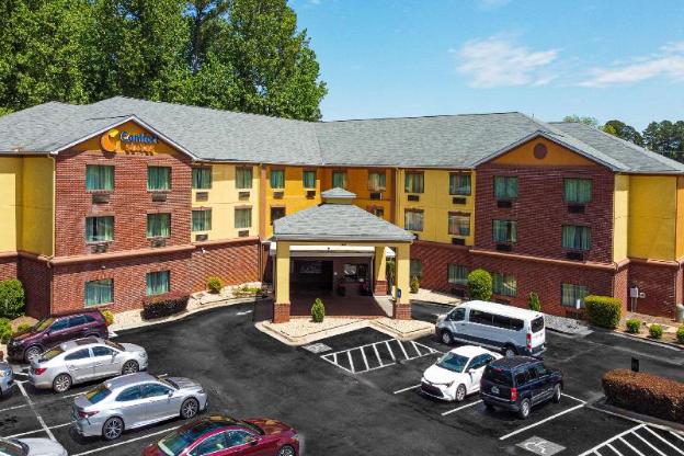 comfort suites morrow atlanta south
