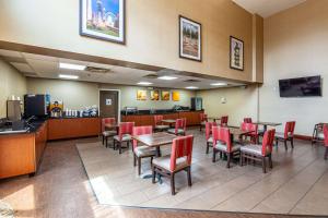 comfort suites morrow atlanta south