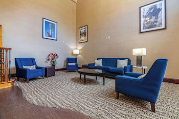 comfort suites morrow atlanta south