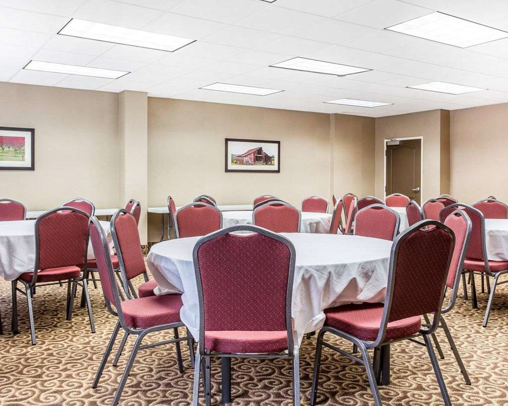 comfort suites morrow atlanta south