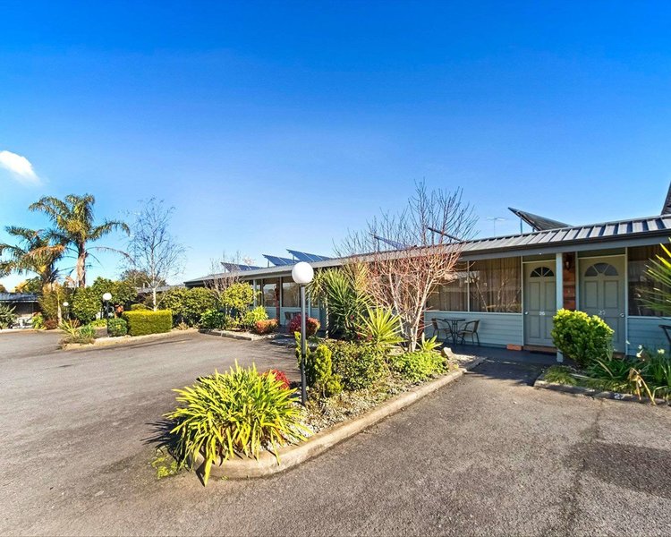 cedar lodge motel morwell