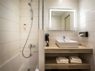 mercure montpellier centre comedie hotel