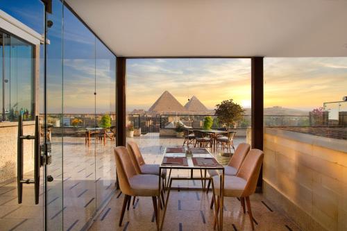 Pyramids Yard Hotel,Al Mansoureya Rd,3 star