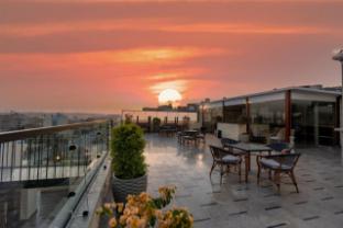 Pyramids Yard Hotel,Al Mansoureya Rd,3 star