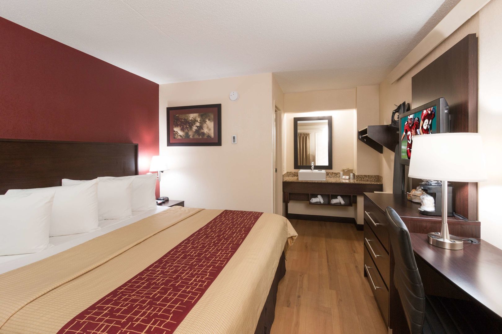 red roof inn plus nashville airport