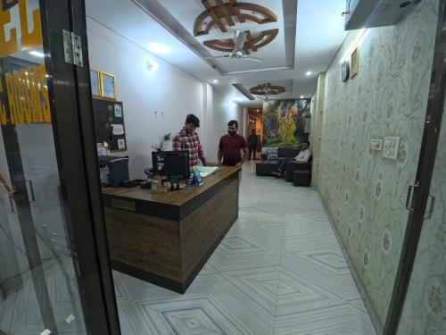 hotel aapno shyam and restaurant