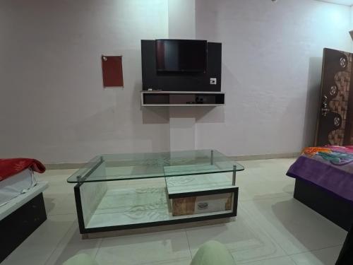 hotel aapno shyam and restaurant