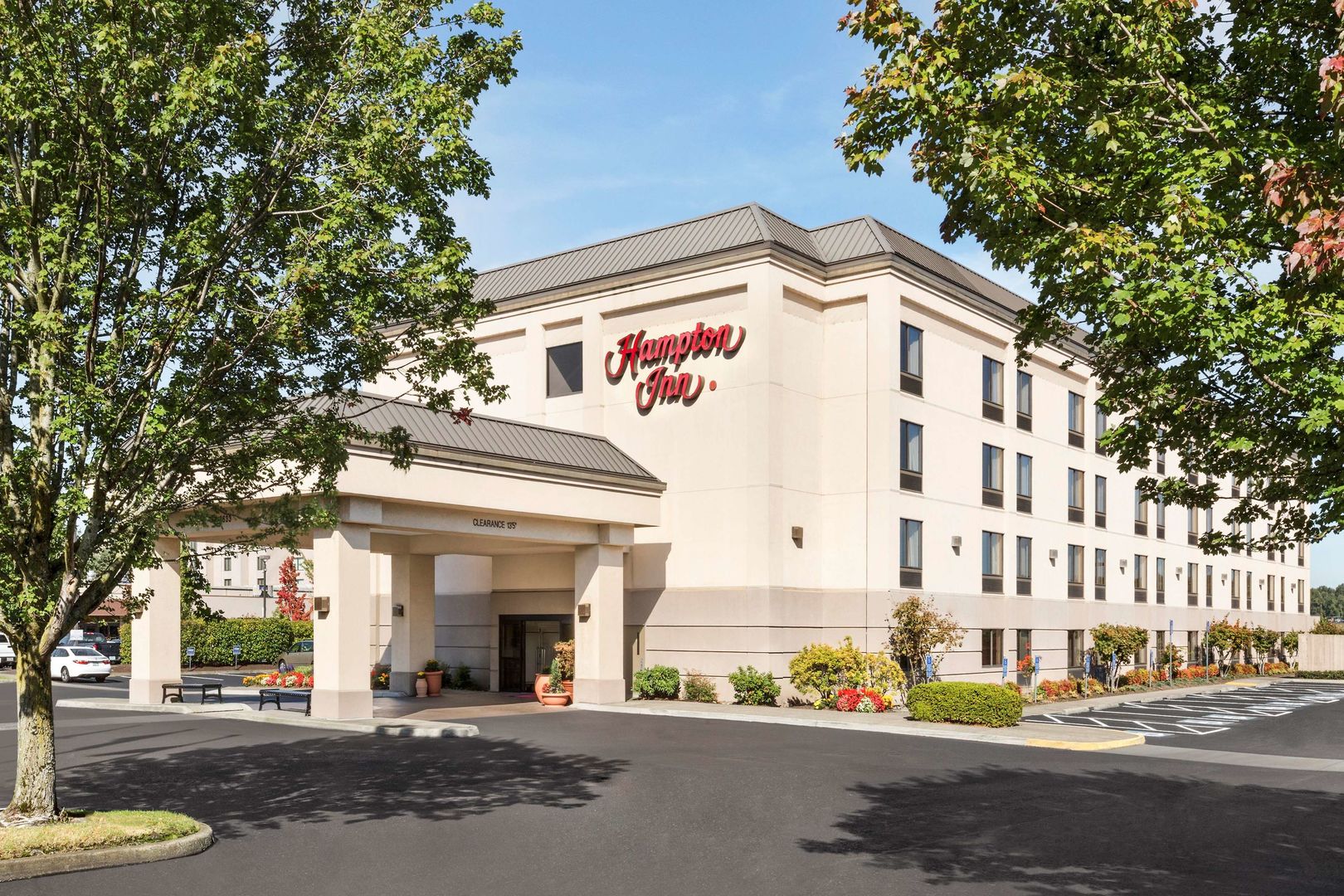 hampton inn portland airport