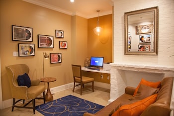 hotel st pierre a french quarter inns hotel