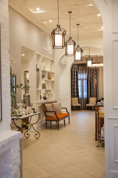 hotel st pierre a french quarter inns hotel