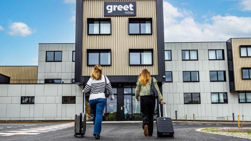 greet hotel reims tinqueux septembre 2025