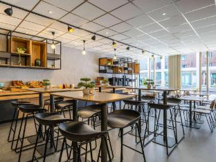 Ibis Bordeaux Nord Carbon Blanc,,1 star