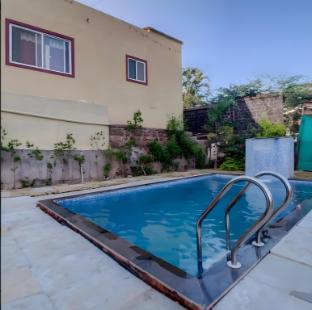 the gren villa valley view