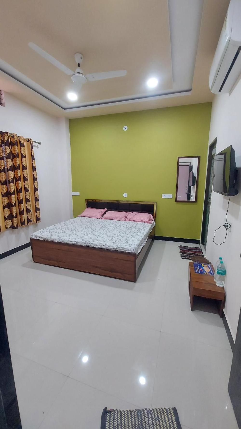 hotel mahamrityunjay palace