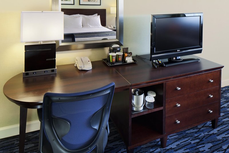 doubletree by hilton hotel norwalk
