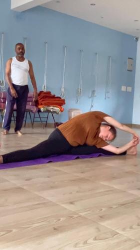 himalayan wellness retreats