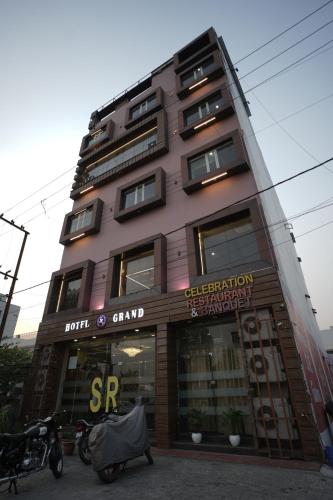 hotel s r grand