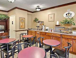 Super 8 By Wyndham Raleigh Downtown,Raleigh>>North Carolina,2 star