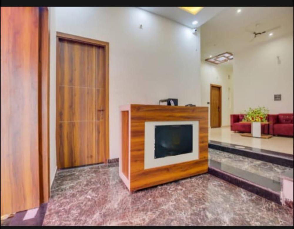 shree ji hotel and banquet