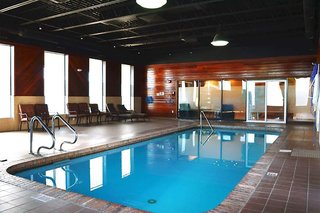 Travelodge By Wyndham Regina,Near Saskatchewan Science Center,2 star