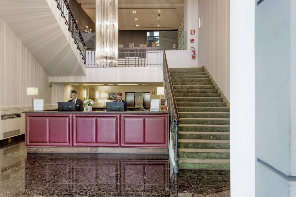 italiana hotels milan rho fair