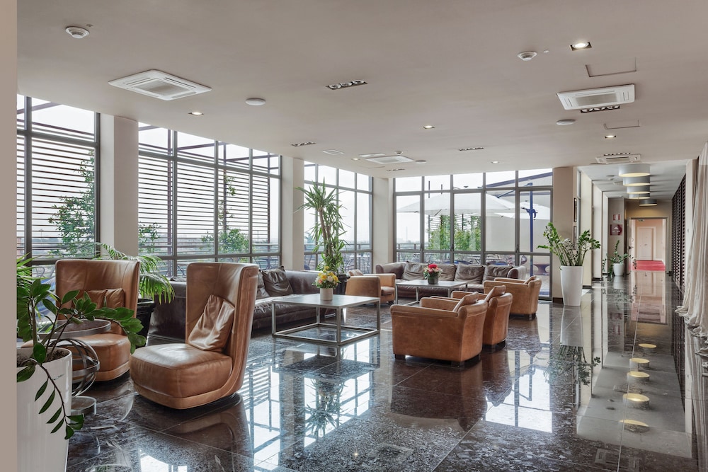 italiana hotels milan rho fair