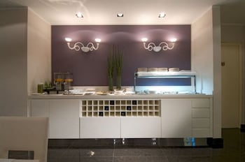 italiana hotels milan rho fair