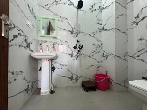 shree hanumat kripa dham