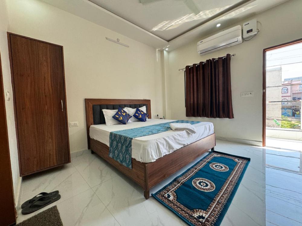 shree hanumat kripa dham