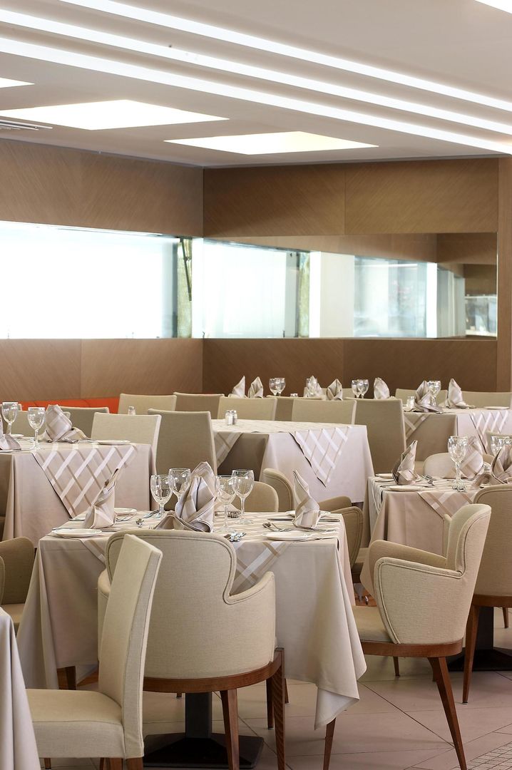 the ixian grand and all suites adults only