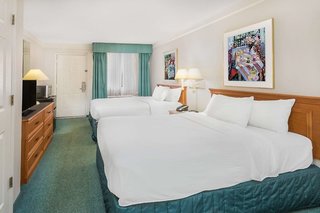 days inn and suites by wyndham huntsville