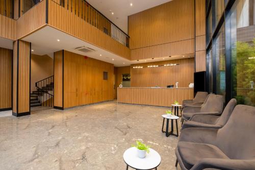 saltstayz autograph advant and sector 144