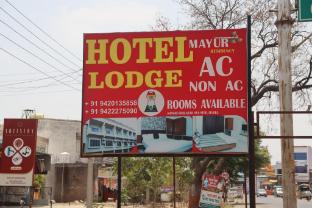 hotel mayur residency