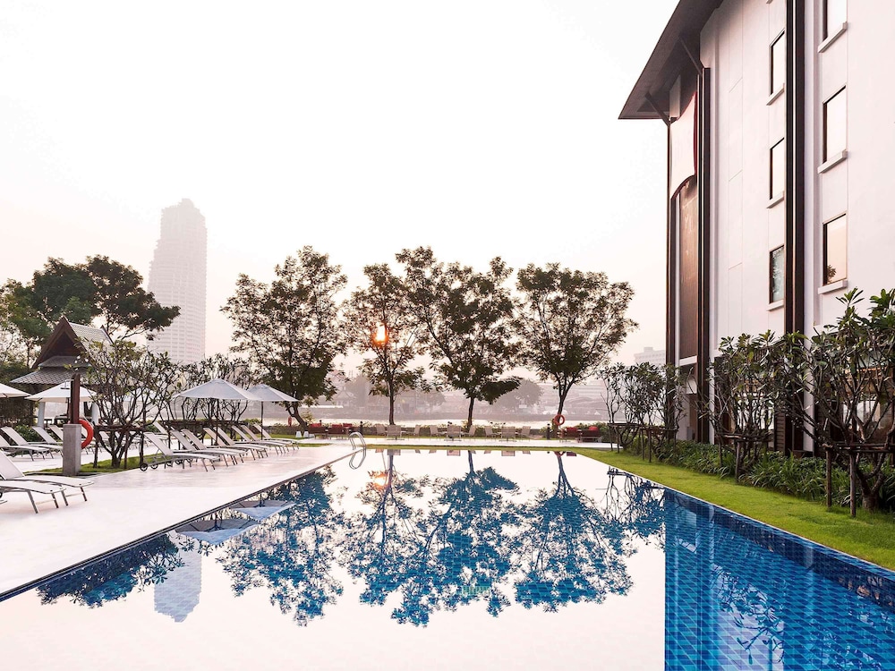 ibis bangkok riverside