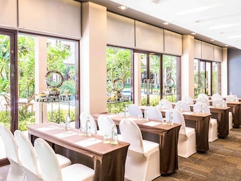 ibis bangkok riverside