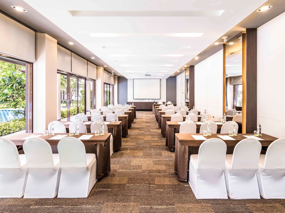 ibis bangkok riverside