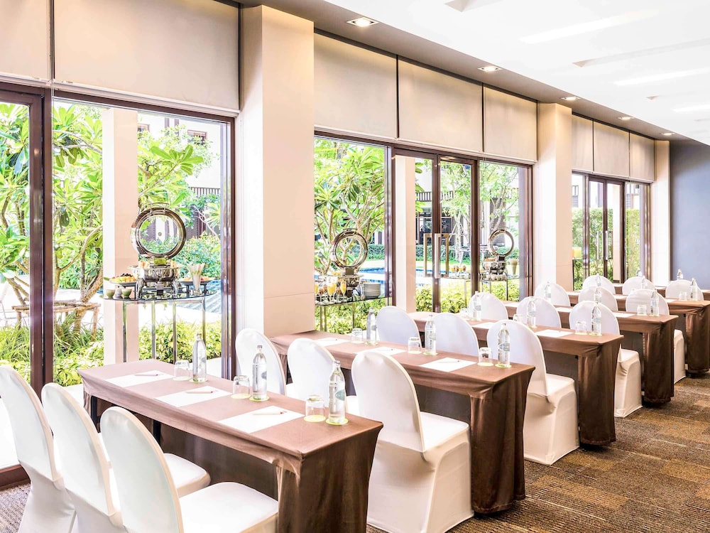 ibis bangkok riverside