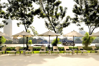 ibis bangkok riverside