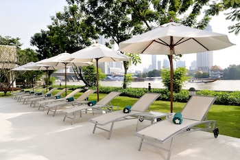 ibis bangkok riverside