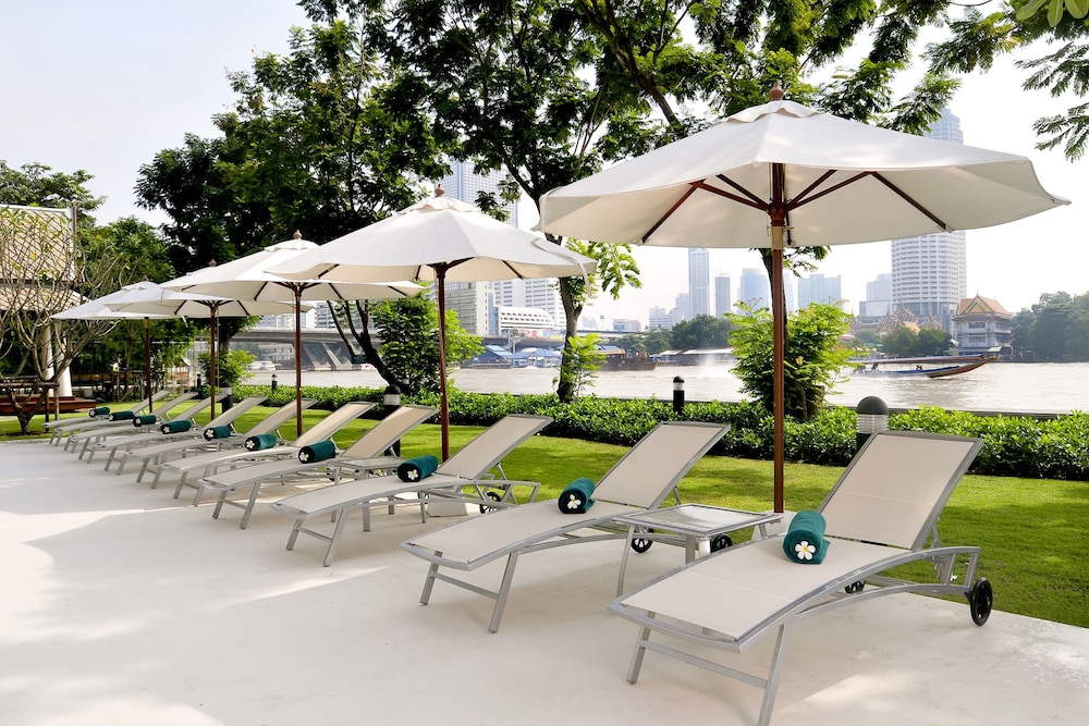 ibis bangkok riverside