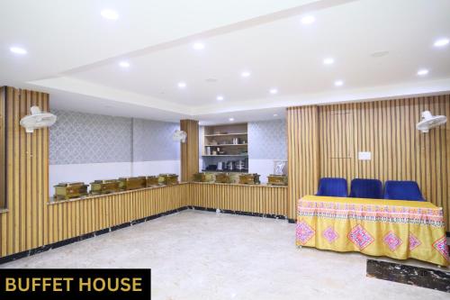 shree khodiyar palace