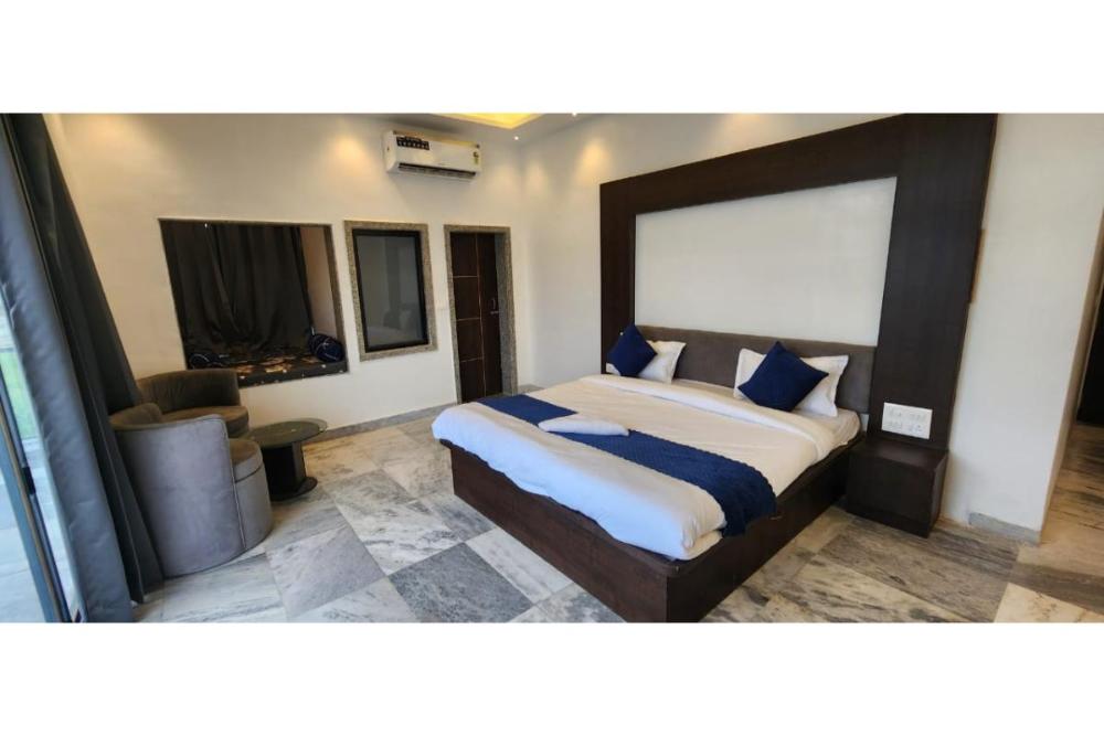 aryston hotel udaipur