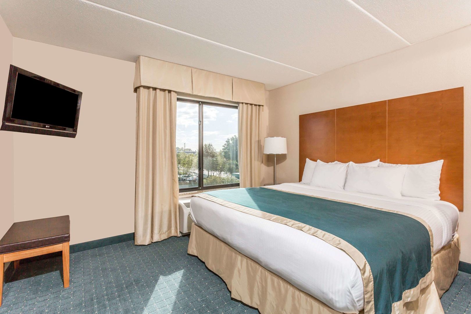 wingate by wyndham richmond short pump