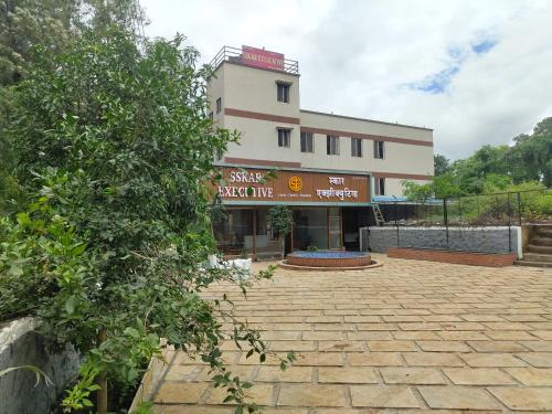 hotel sskar executive