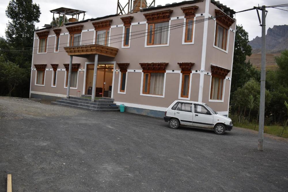 hotel stago ladakh